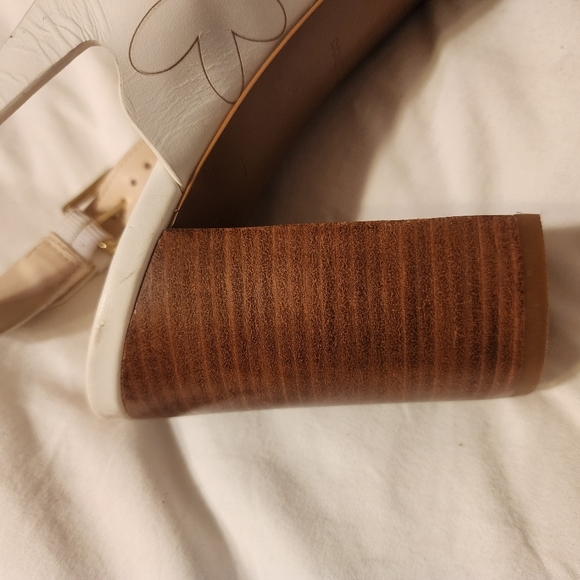 Cole Haan Indra laser cut heeled sandals - Picture 8 of 9